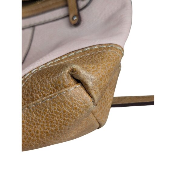 B.O.C. Tan & Cream Crossbody Bag With USB Charger Vegan Leather - Picture 2 of 7